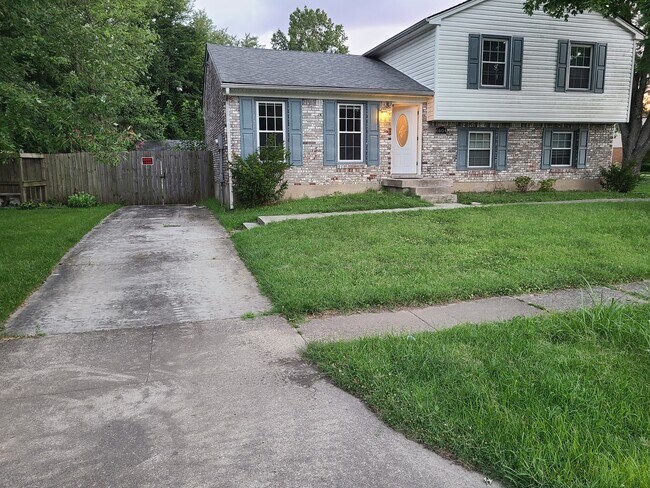 Foto del edificio - 6604 Birchline Blvd