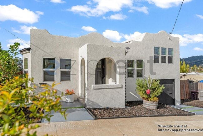 Building Photo - 3473 Birdsall Ave