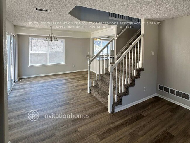 Foto del edificio - 21166 E 40th Pl
