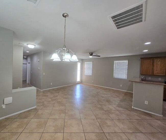 Building Photo - 10361 Monterey Cir