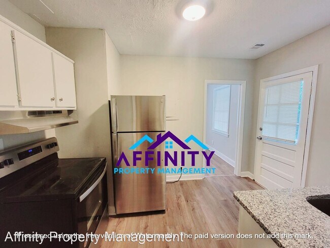 Building Photo - 4 br, 1 bath House - 134 Munson Dr.