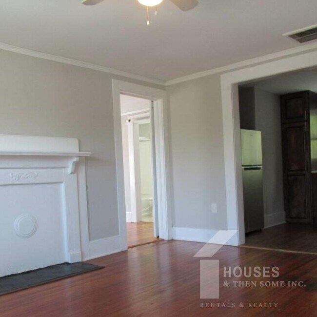 Foto del edificio - 11 Cateechee Ave Apt 4