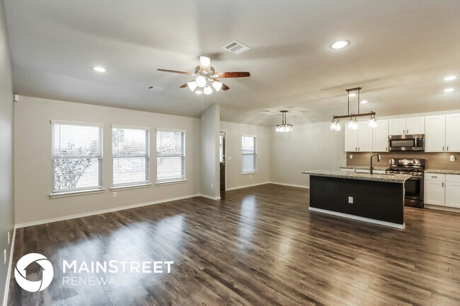 Foto del edificio - 131 Valiant Ridge Trail
