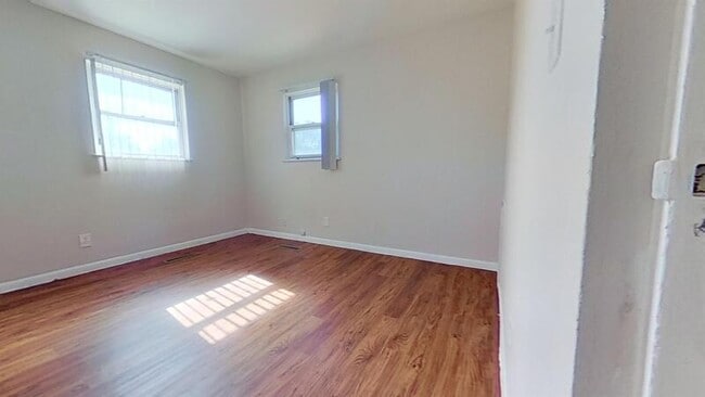 Building Photo - 1118 N Telegraph Rd
