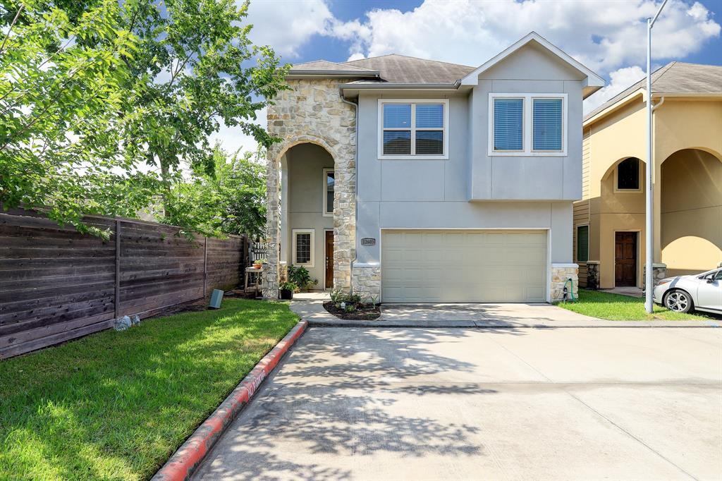 Foto principal - 12603 Ashford Shore Dr