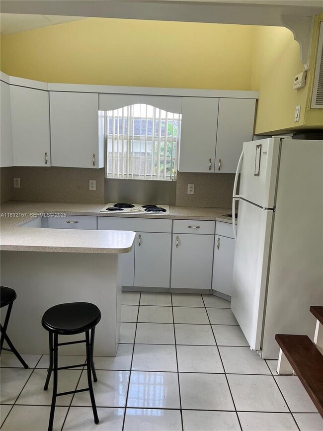 Foto del edificio - 9470 SW 79th St