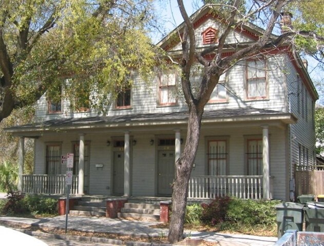 Primary Photo - 18-20 E 40th St