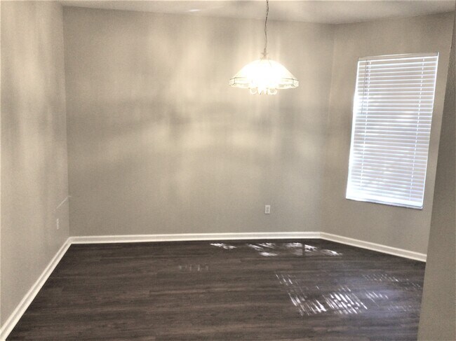 Building Photo - 461 Misty Oaks Rn