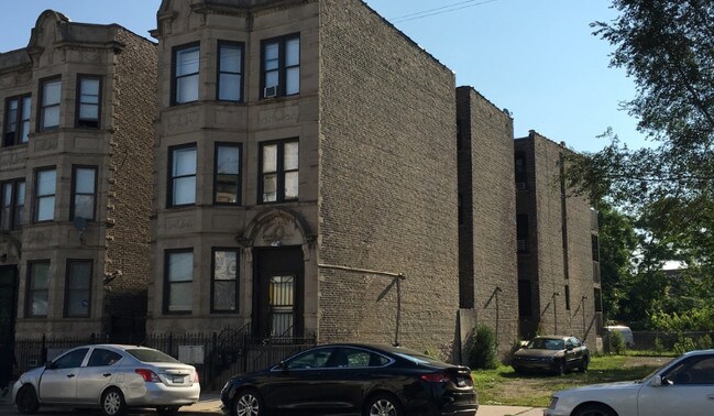 Building Photo - 1519-1521 S Kedzie Ave