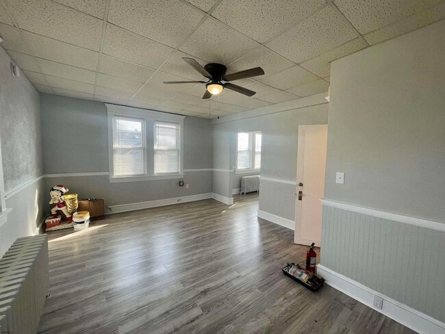 Building Photo - 814 Buerger St