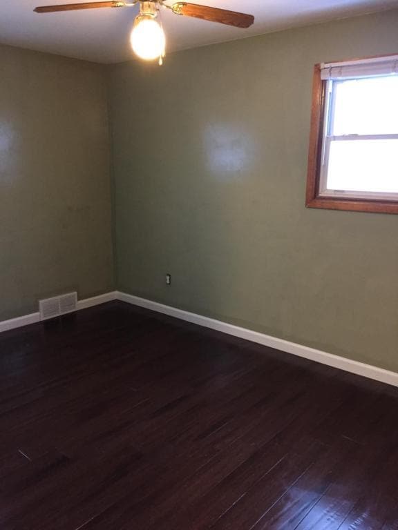 Foto del edificio - 205 Argus Dr