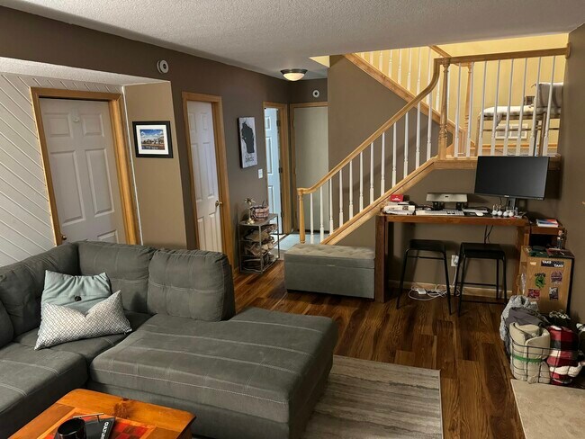 Foto del edificio - 5248 Beachside Dr
