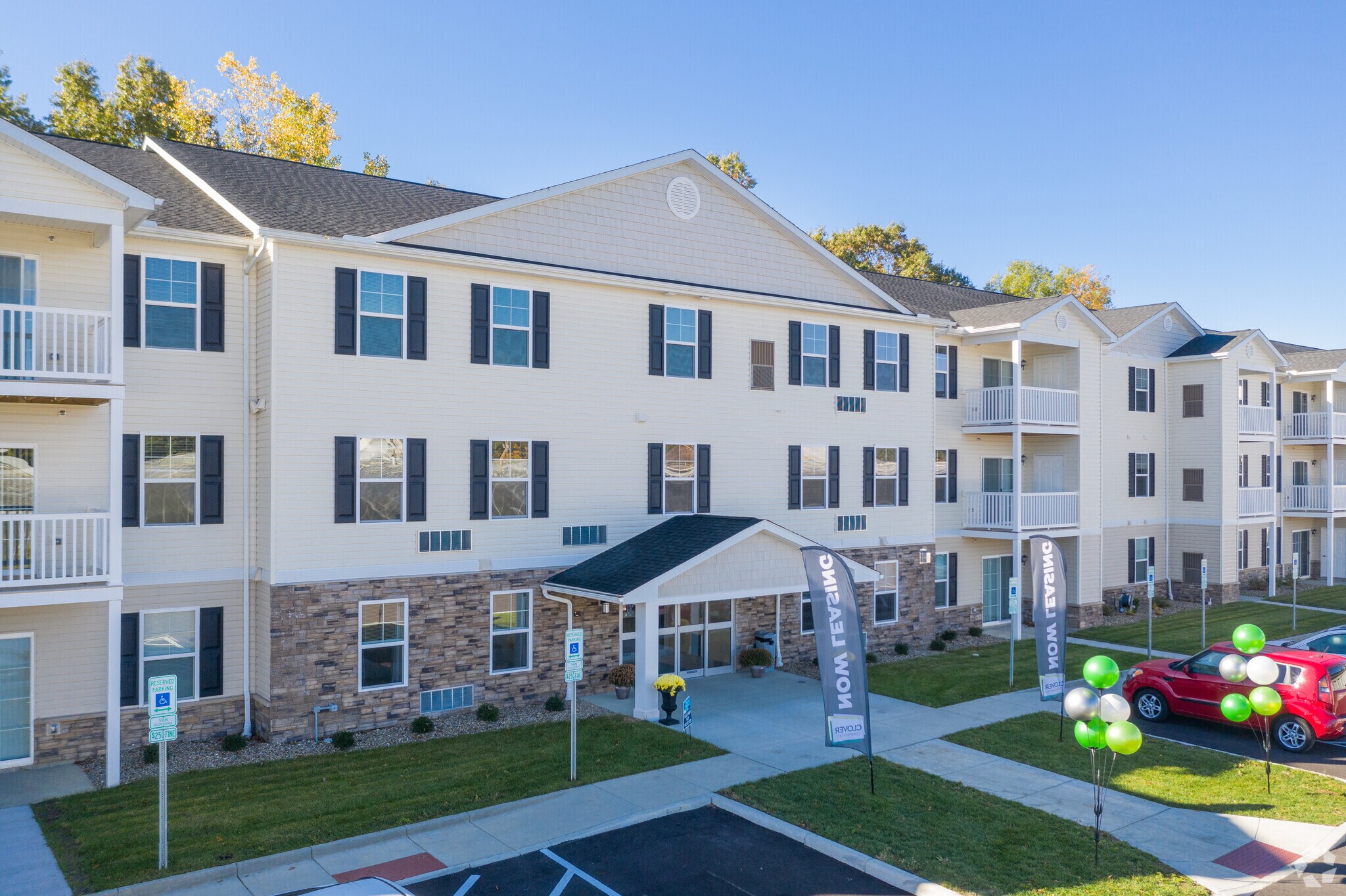 Olmsted Falls Senior Apartments – photo 1 of 20