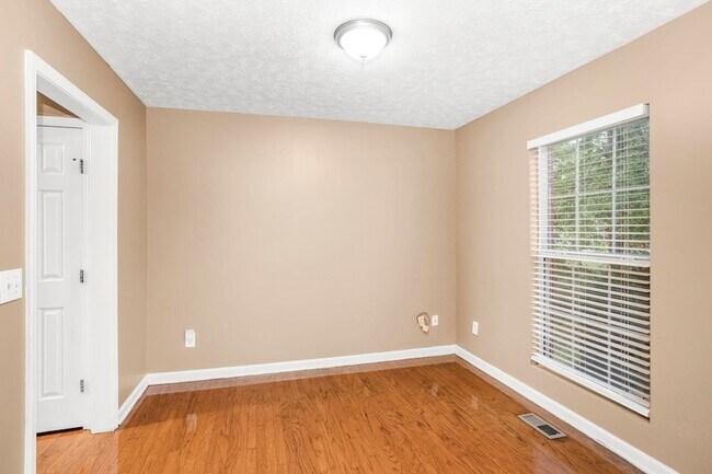 Building Photo - 1604 Overcreek Ct