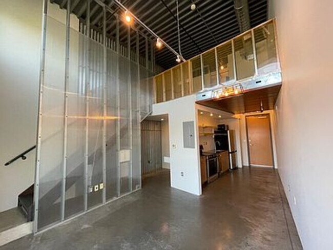 Building Photo - 3457 Ringsby Ct