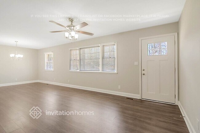Foto del edificio - 1325 Sycamore Dr
