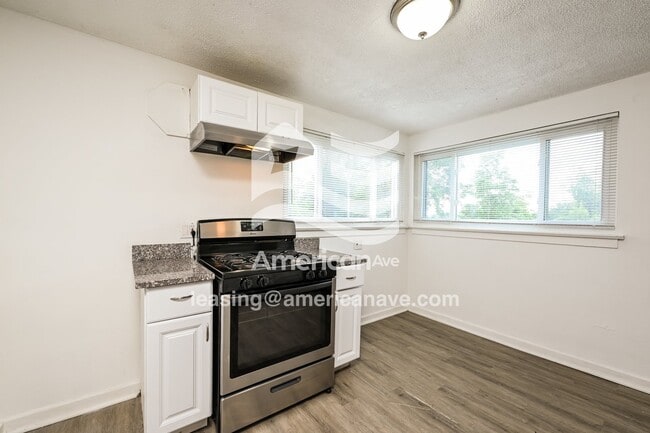 Building Photo - 125 Wilson Dr