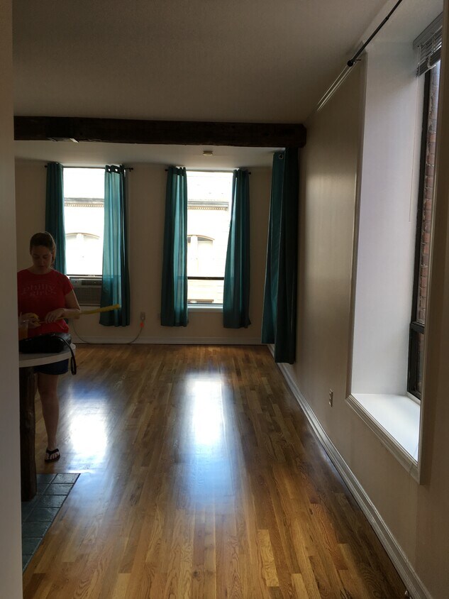 Main living space - 94 Washington St
