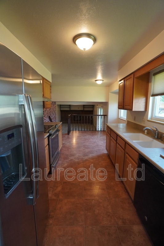 Foto del edificio - 1472 W Geddes Ave