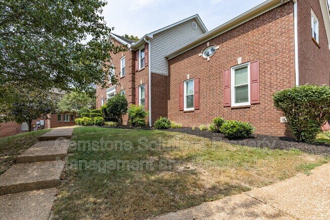 Photo - 1027 Wyndham Hill Ln House