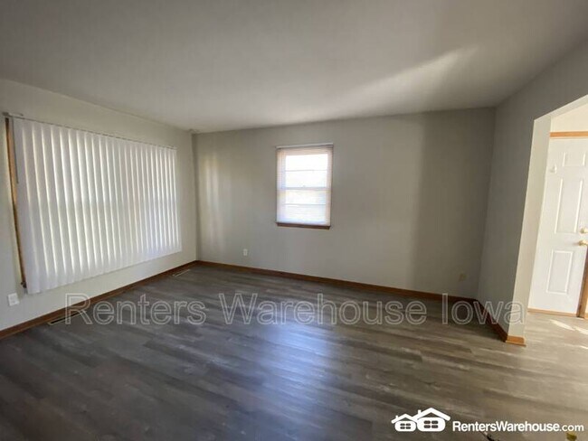 Building Photo - 4826 Valdez Dr