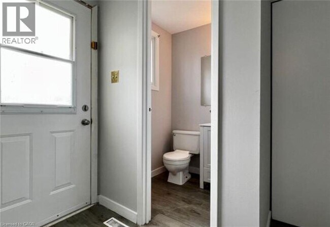 Photo du bâtiment - 490 THIRD Street Unit# 29