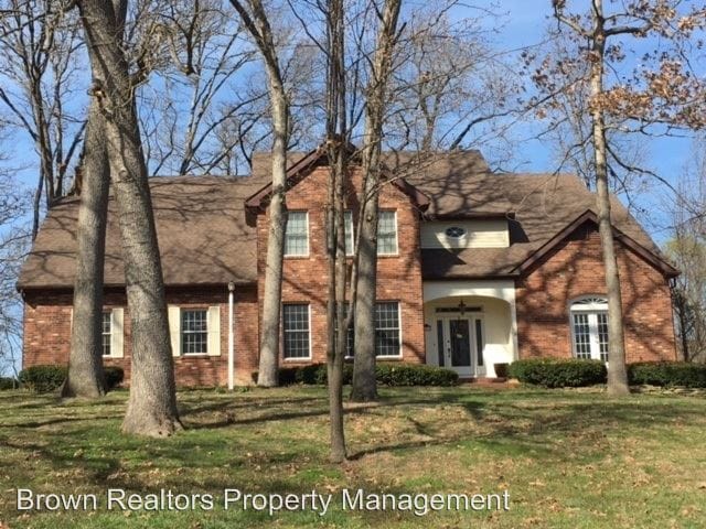 Primary Photo - 5293 White Oak Dr