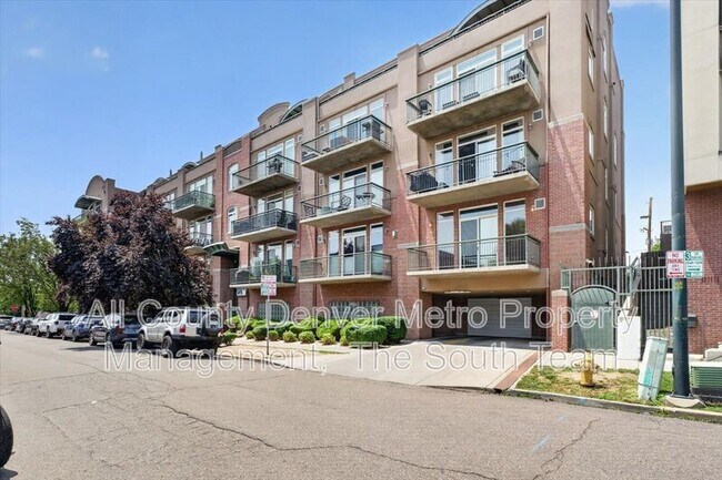 Photo - 3201 Shoshone ST. Apartment