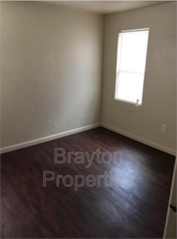 Building Photo - 130 SE 51st St