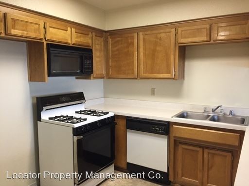 Foto del edificio - 8604 Lyn River Ct
