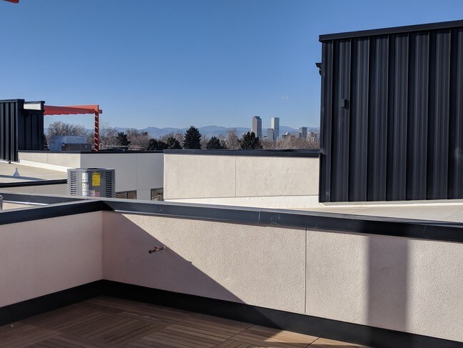Foto del edificio - 3038 Wilson Ct