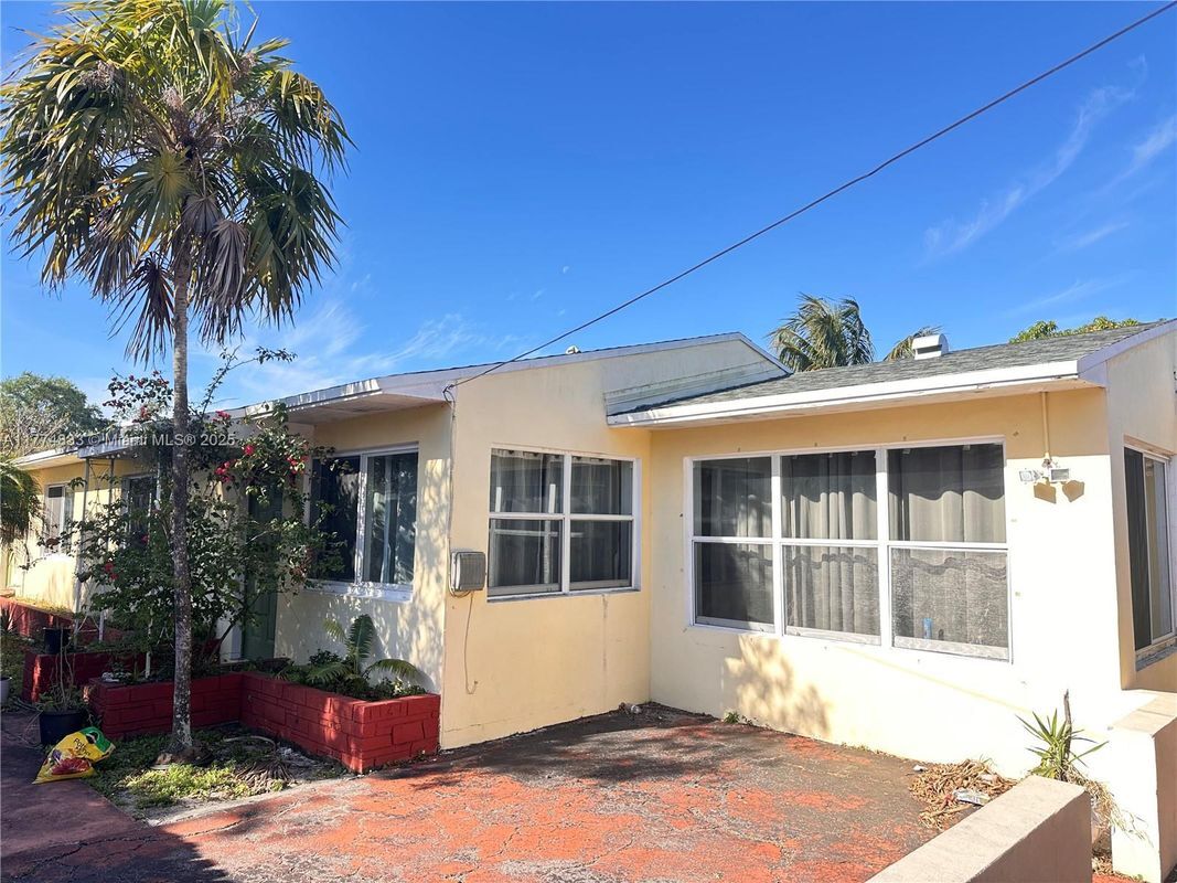Foto principal - 1727 McKinley St