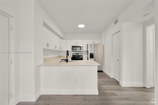 Building Photo - 2080 W Preserve Way