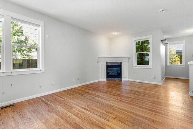 Foto del edificio - 2529 SE 32nd Ave