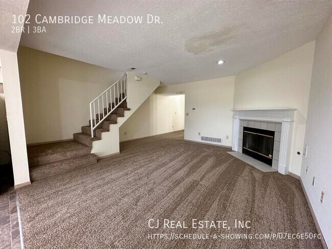 Foto del edificio - 102 Cambridge Meadows Dr