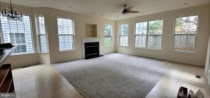Building Photo - 9492 Bankhead Dr