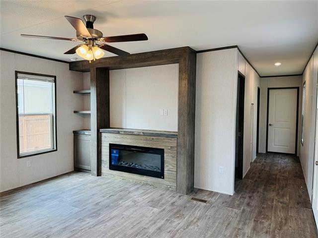 Foto del edificio - 3005 Elmwood Dr