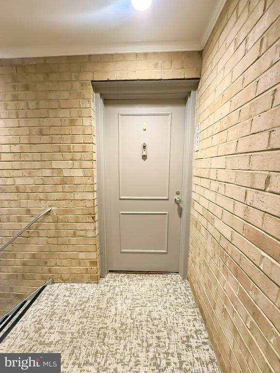 Foto del edificio - 6 Monroe St