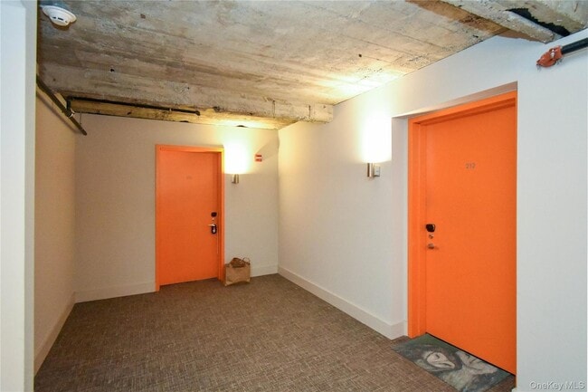 Building Photo - 35 Van Nydeck Ave