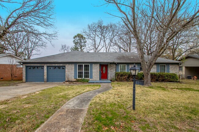 Building Photo - 8210 Leatrice Dr