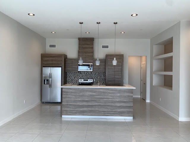Building Photo - Luxx Verge Villas