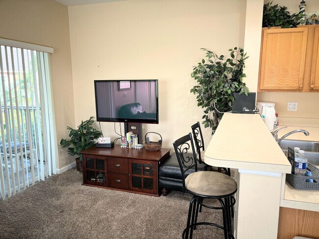 Foto del edificio - 8229 Mulligan Cir