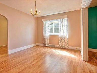 Comedor - 1704 State Ave