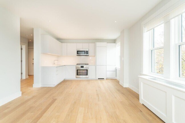 Foto del edificio - 121 Highland Rd