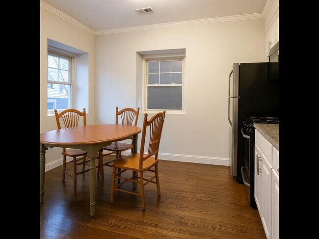 Foto del edificio - 712 Shawmut Ave