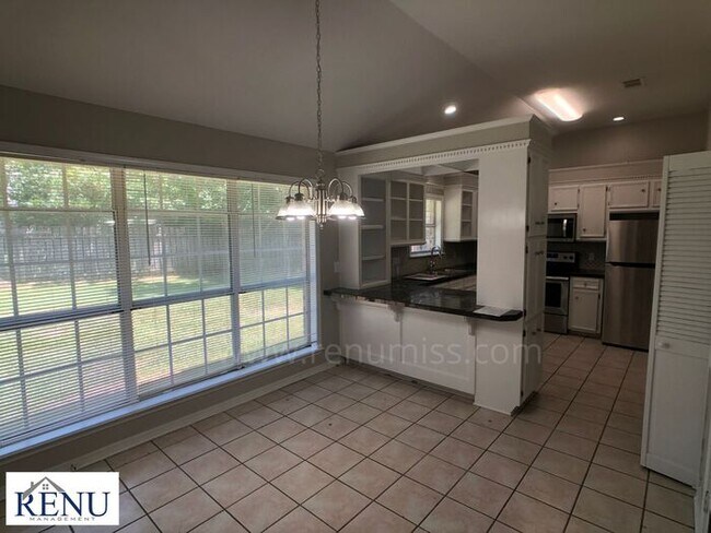 Building Photo - 3 BR Madison Home Available Now