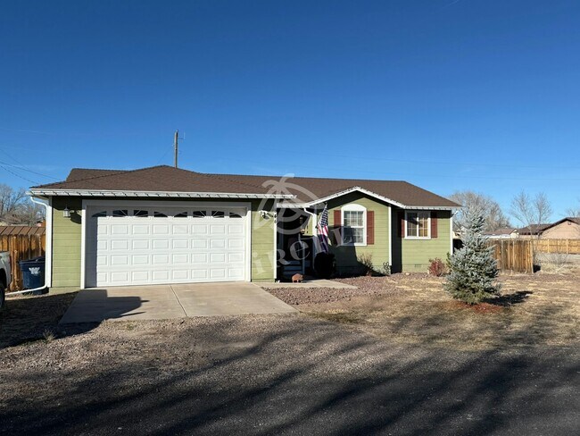 Foto del edificio - 844 Tori Cir