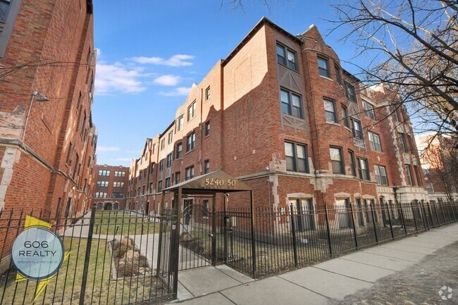 Building Photo - 5248 S Drexel Ave