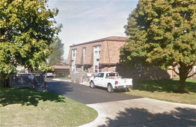 Building Photo - 217 Walnut Grove Dr