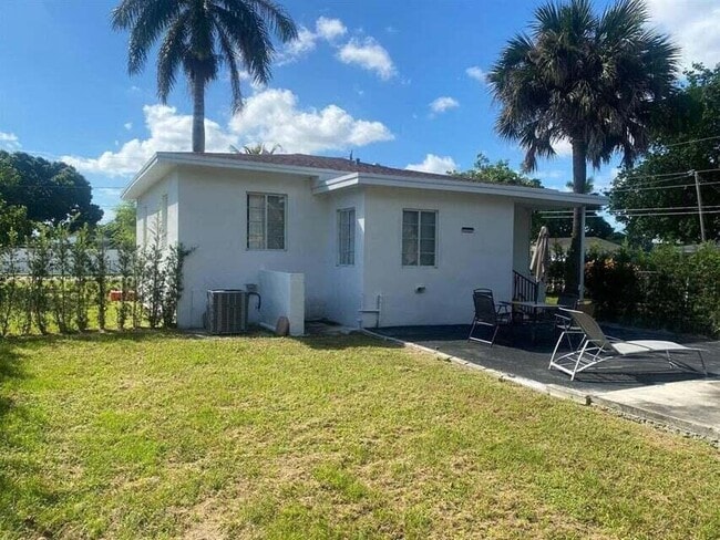 Foto del edificio - 538 SW 7th St
